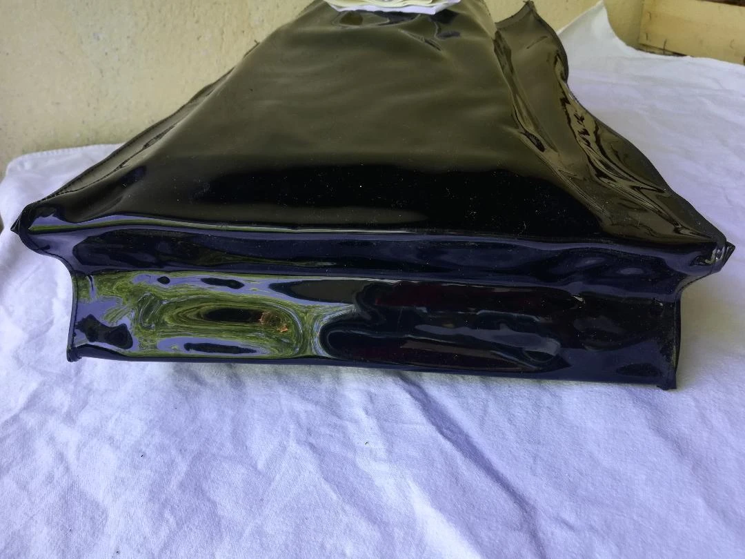 Lote rígido de Bolso tipo tote (o bolsa de playa...) abierta + su Neceser en PVC – photo 12